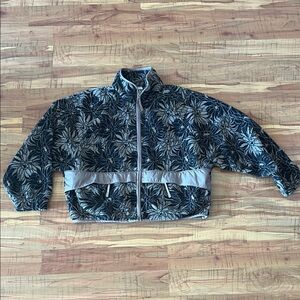 Nike Women’s Boxy Fleece Jacket